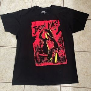 Friday the 13th - Jason Lives Tee - EUC!